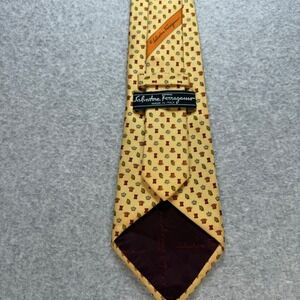 Salvatore Ferragamo Mens Silk Tie Yellow Chess Piece Knight Rook Crown Italy